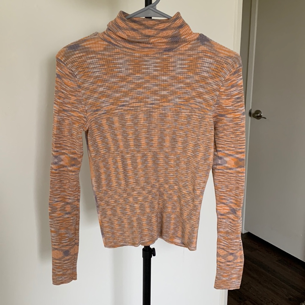 Urban Outfitters Turtle Neck
